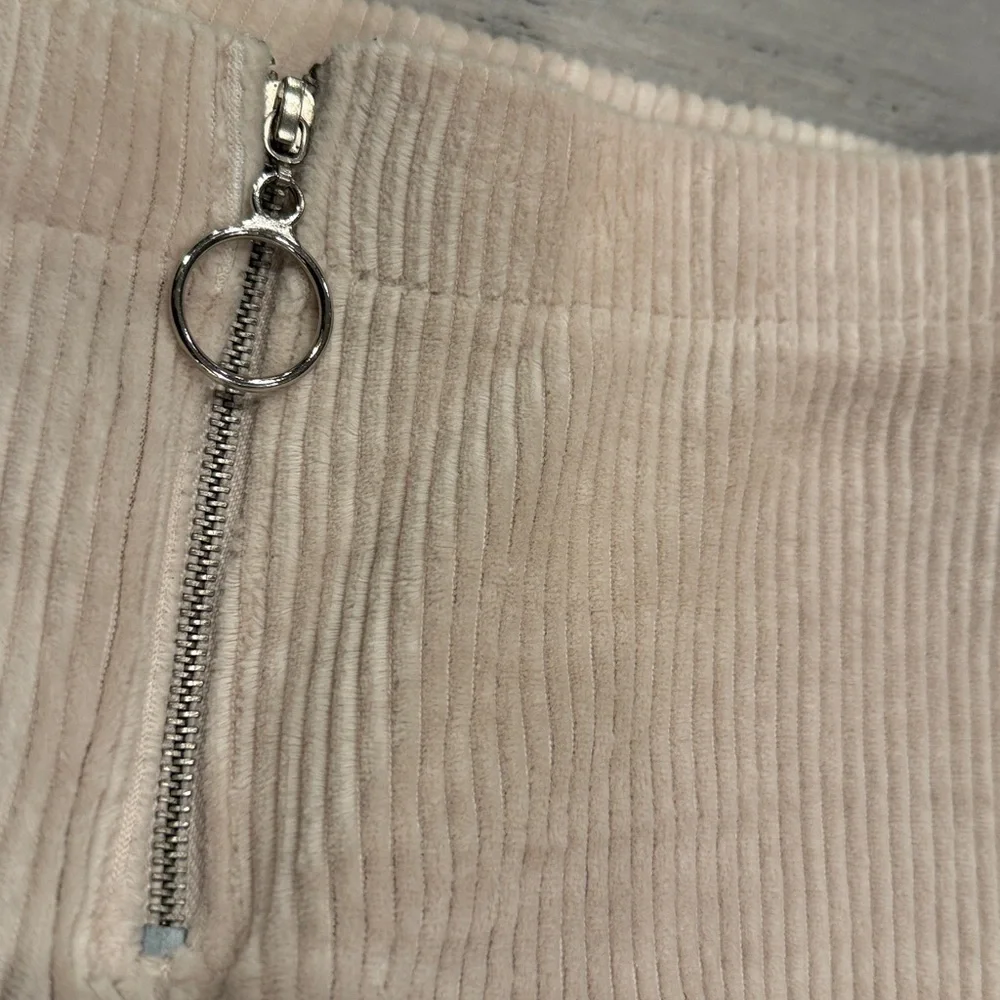 NWOT, Forever 21 Cream flared pants